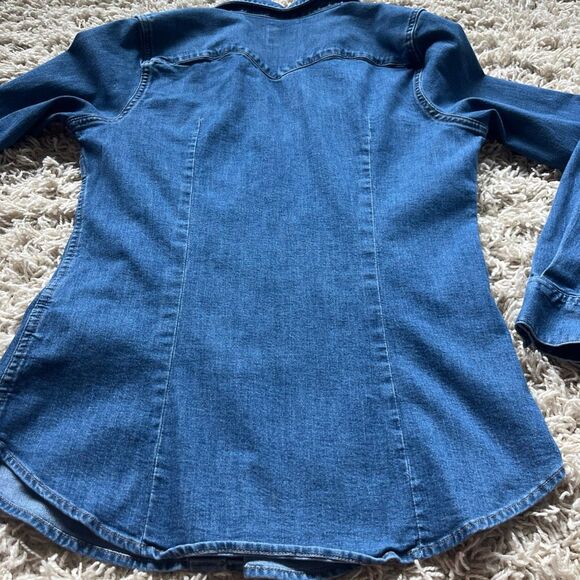 Levi's Western Shirt Womens M Blue Denim Cotton Tailored Fit Cowboy Pearl Snap - Picture 7 of 11